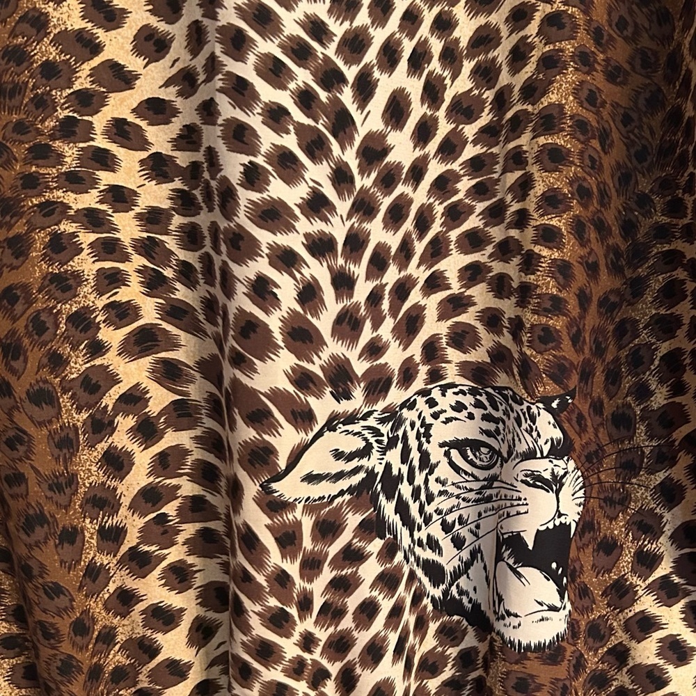 Cheetah/Leopard Print Crewneck Tunic with Ribbed Collar and Cuff - Picture 9 of 9